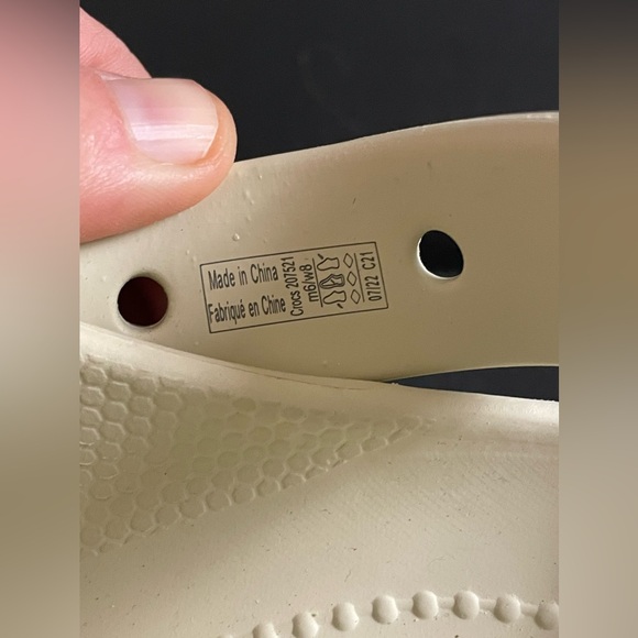 Crocs Classic Crush Slip-on Platform Clog - Bone Beige - Women’s 8 - Picture 6 of 9